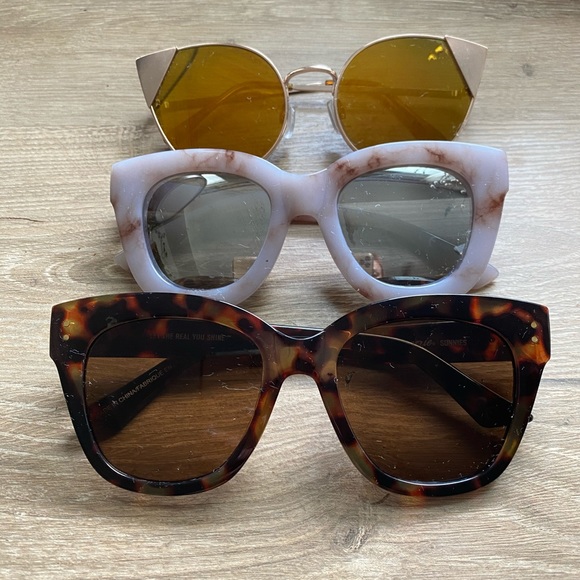 LOT OF THREE OVERSIZES SUNGLASSES american eagle - Picture 1 of 1